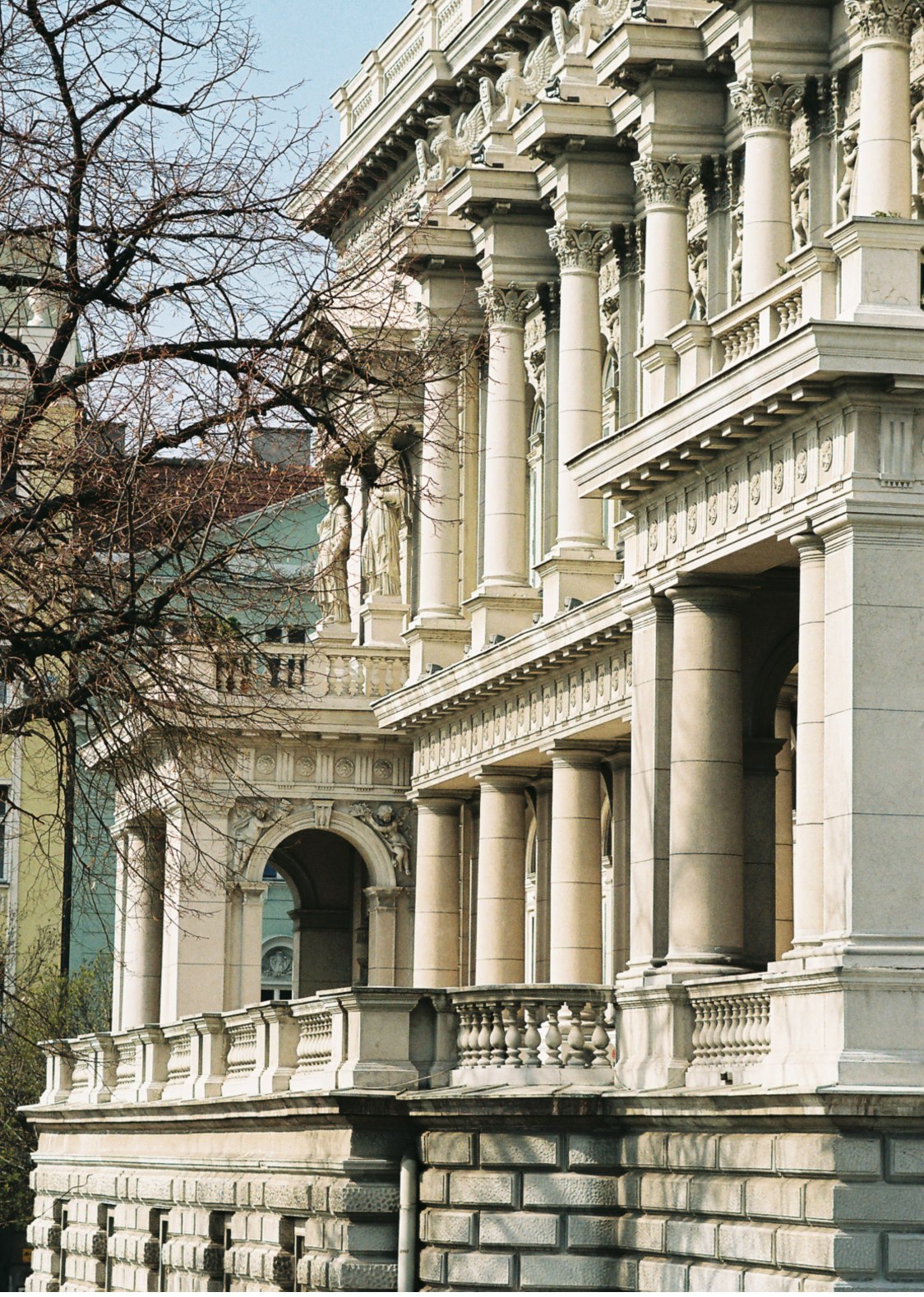 The Belgrade Assembly